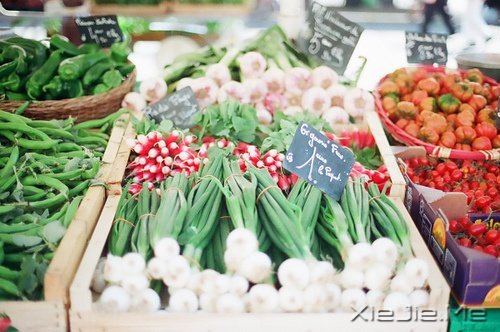 早安心语:有些谎言,美丽的让你不忍揭穿 (8)