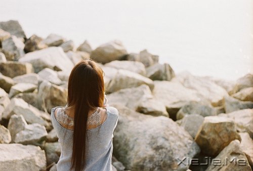 晚安心语:与其消极的逃避,不如勇敢一些面对 (5)