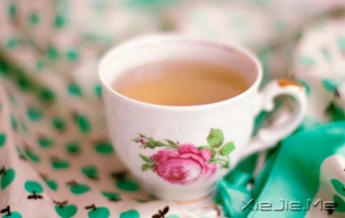 晚安心语:不要为旧的悲伤,浪费新的眼泪 (6)