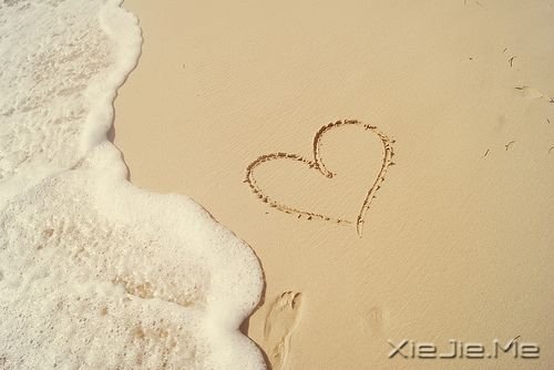 你有一种笑容,可以照亮整个城市