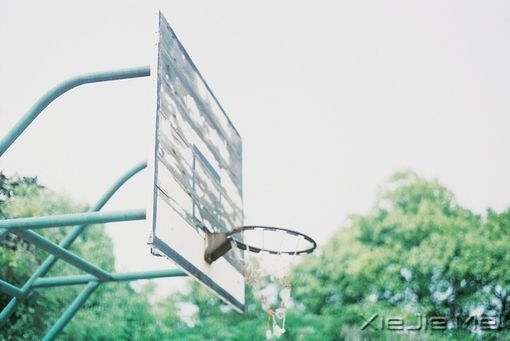 那个世界刹那间就跟你没有了任何关系